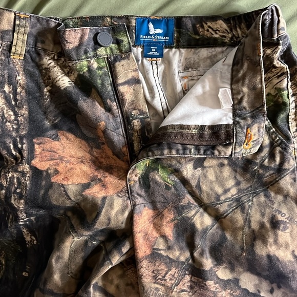 Youth Field and Stream Mossy Oak Camo Pants - Picture 2 of 4